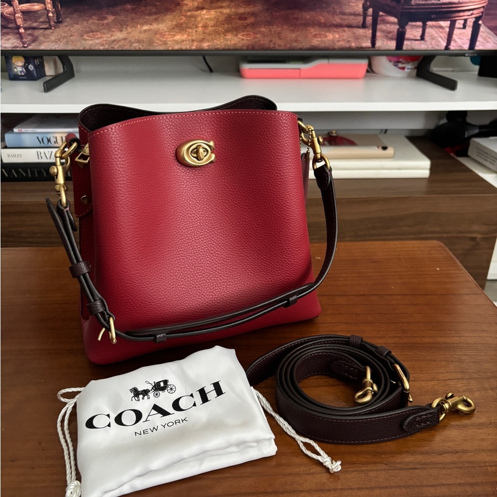 Coach Small/Medium Red Leather bucket bag